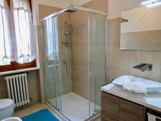 Apart Daire, 1 Yatak Odası, Göl Manzaralı