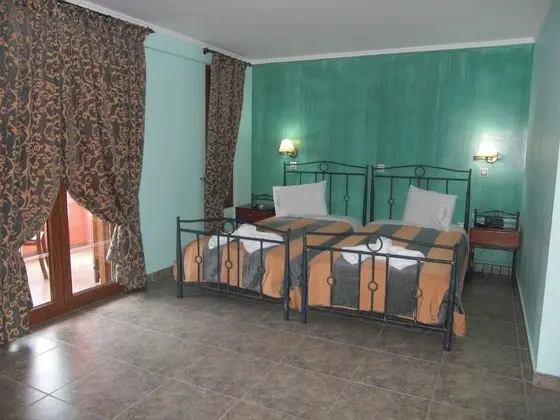 Standard Tek Büyük veya İki Ayrı Yataklı Oda, Deniz Manzaralı