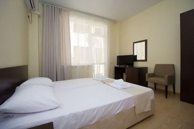 Tek Büyük veya İki Ayrı Yataklı Oda