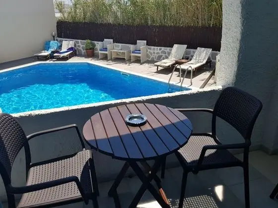 Standard Üç Kişilik Oda