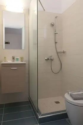 Standard Tek Büyük veya İki Ayrı Yataklı Oda