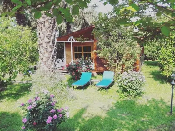 Bungalow, Bahçe Manzaralı