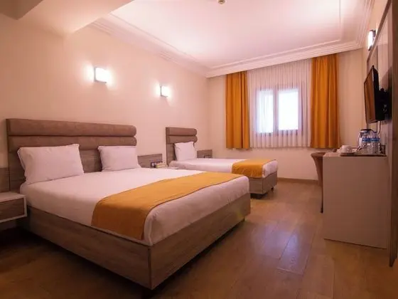 Standard Üç Kişilik Oda