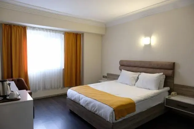 Standart Oda, Şehir veya Dağ Manzaralı