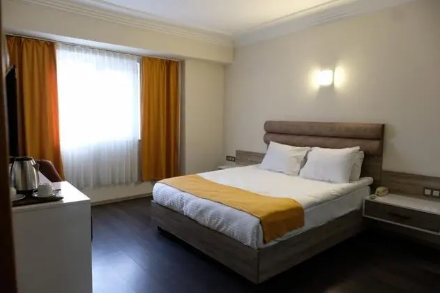 Standart Twin Room, Şehir veya Dağ Manzaralı