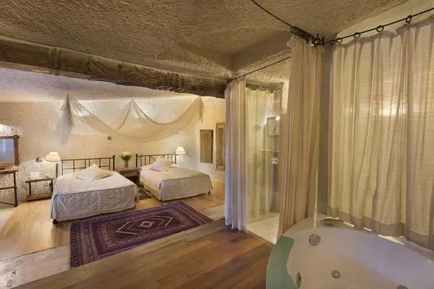 Deluxe Mağara Suit Iptal Edilemez