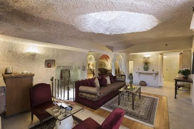Presidential Suite, , Şömineli ve Jakuzili