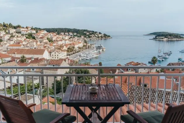 Tek Büyük Yataklı Oda, Deniz Manzaralı