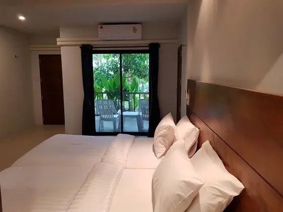 Deluxe Room with Balcony