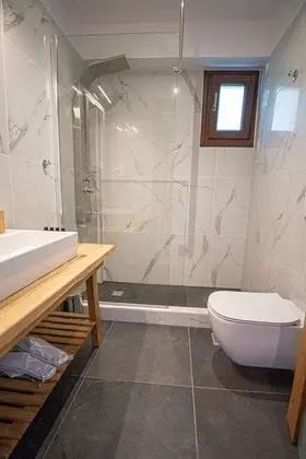 Üç Kişilik Oda, 1 Yatak Odası, Dağ Manzaralı