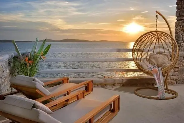 Luxury Süit, Denize Sıfır (Outdoor Jacuzzi)