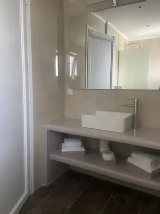 Tek Büyük veya İki Ayrı Yataklı Oda