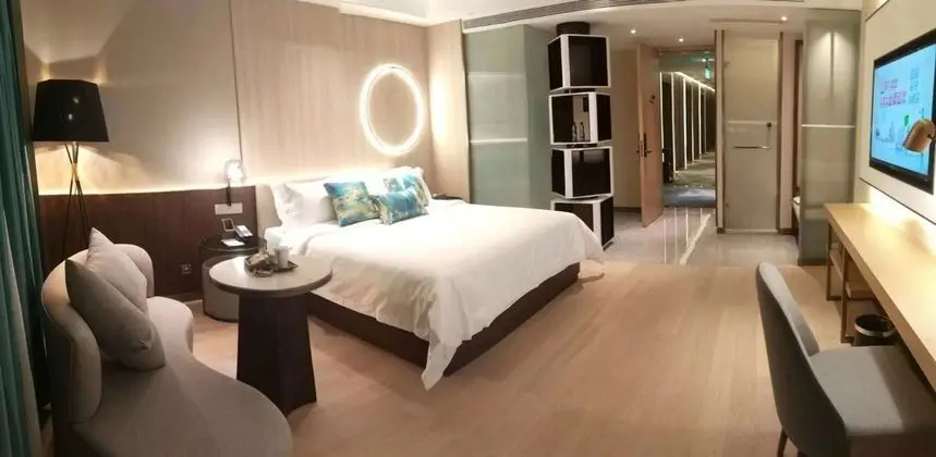 Deluxe Tek Büyük Yataklı Oda