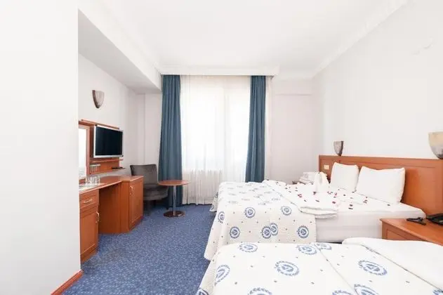 Suite, Şehir veya Dağ Manzaralı, Jakuzili