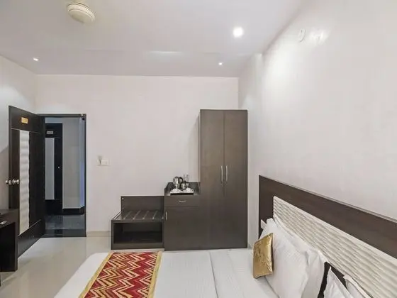 Deluxe Tek Büyük Yataklı Oda, 1 En Büyük (King) Boy Yatak, Sigara İçilebilir, Şehir Manzaralı