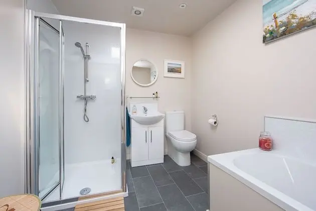Standard Apart Daire, Özel Banyo, Liman Manzaralı