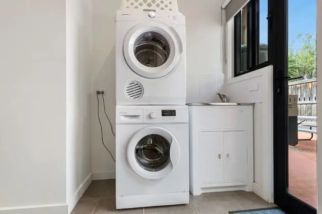 Deluxe Sıra Ev, Birden Çok Yatak Odası, Sigara İçilmez, Mutfak (3 Bedroom Townhouse)