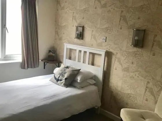 Tek Büyük Yataklı Oda, Banyolu/Duşlu