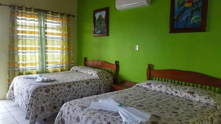 Dört Kişilik Oda, Okyanus Manzaralı, Denize Sıfır