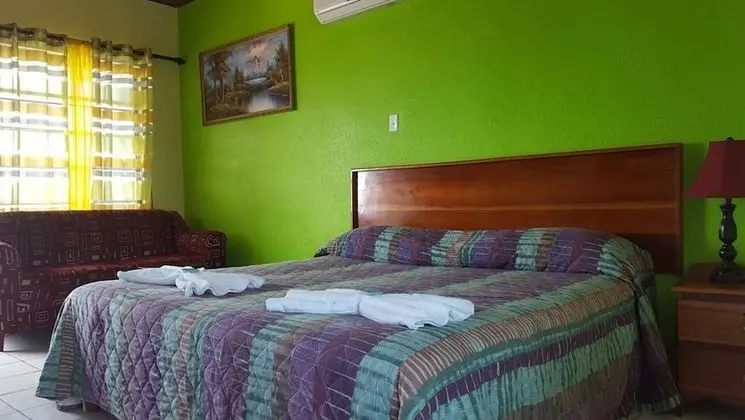 Tek Büyük Yataklı Oda, Okyanus Manzaralı, Denize Sıfır