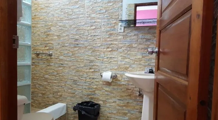 Tek Büyük Yataklı Oda, Okyanus Manzaralı, Denize Sıfır