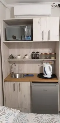 Standard Tek Büyük Yataklı Oda (Standard Double Room 2)