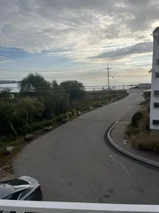 Büyük Yataklı Tek Kişilik Oda