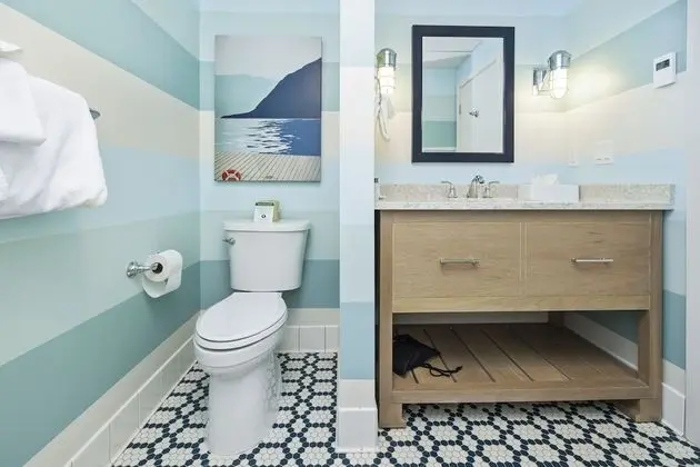 Büyük Yataklı Tek Kişilik Oda