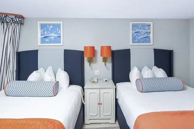 Main Building 2 Doubles No Ocean View Floor 2