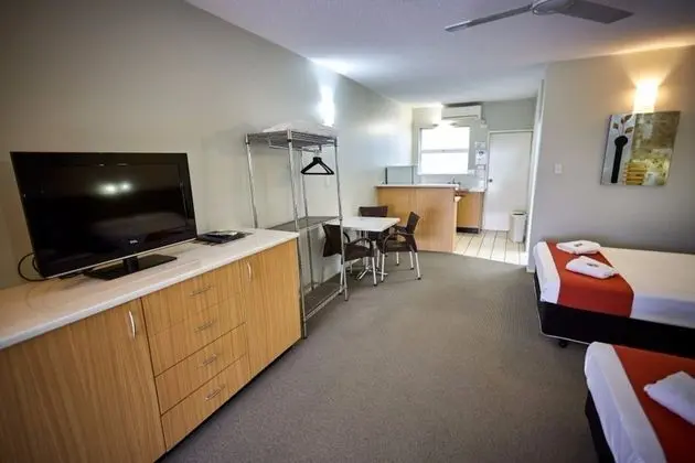 Standard Stüdyo, Sigara İçilmez, Küçük Mutfak (2 Night Deal - 1-4People)