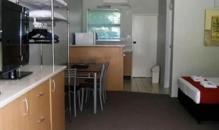 Standard Stüdyo, Sigara İçilmez, Küçük Mutfak (2 Night Deal - 1-4People)