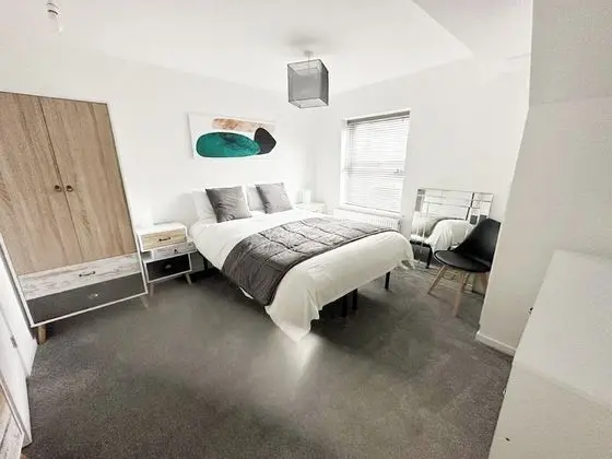 Comfort Tek Büyük Yataklı Oda