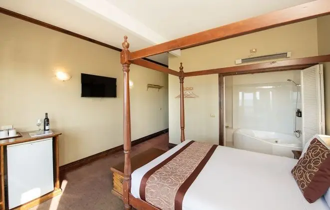Comfort Tek Büyük Yataklı Oda