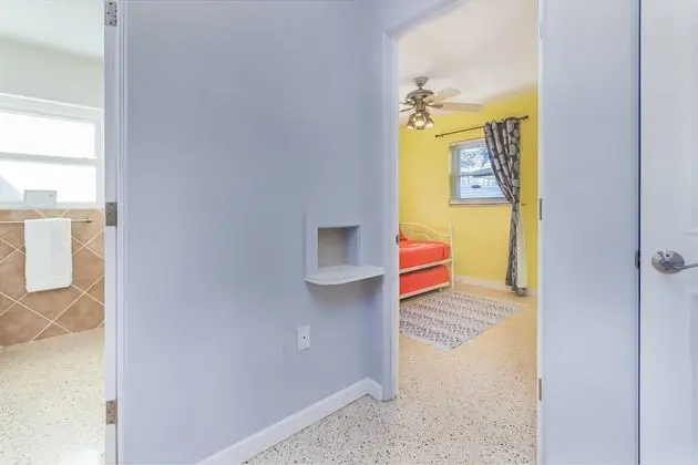 Ev (Anchors Away Gulf Gate Home)