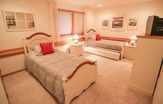 Ev, Birden Çok Yatak (Anchors Aweigh Rockaway)