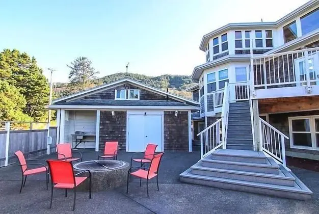 Ev, Birden Çok Yatak (Anchors Aweigh Rockaway)