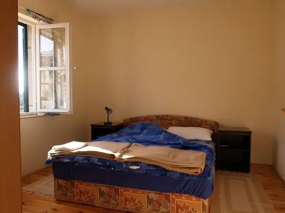 Apart Daire (Ančica - 200 m from beach - A1(4+2))