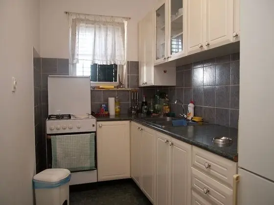 Apart Daire (Ančica - 200 m from beach - A1(4+2))