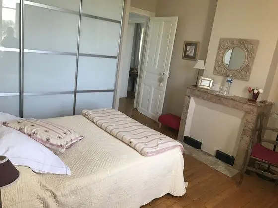 Tek Büyük Yataklı Oda (Fleurie)