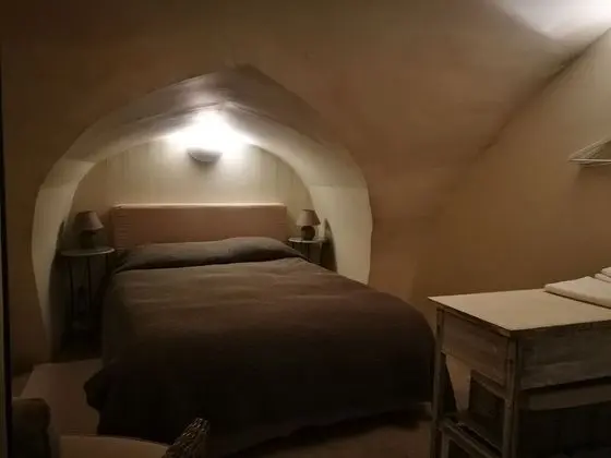 Apart Daire (Courtyard)