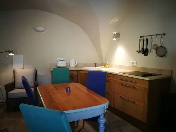 Apart Daire (Courtyard)