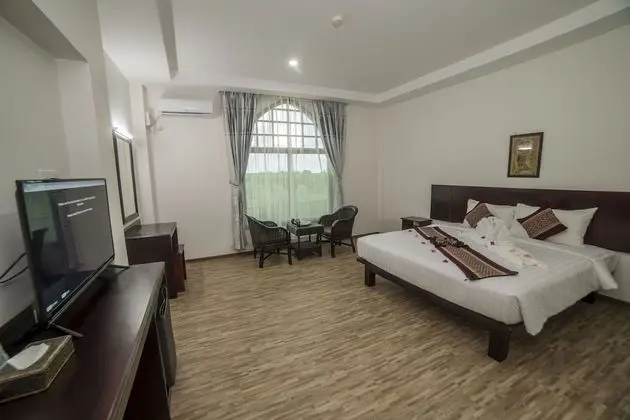 Deluxe Tek Büyük Yataklı Oda