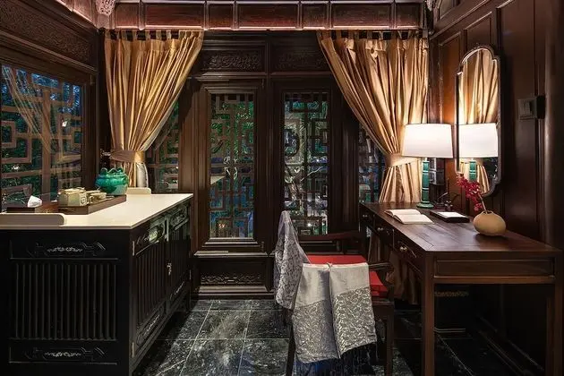 Deluxe Tek Büyük Yataklı Oda, Küvet