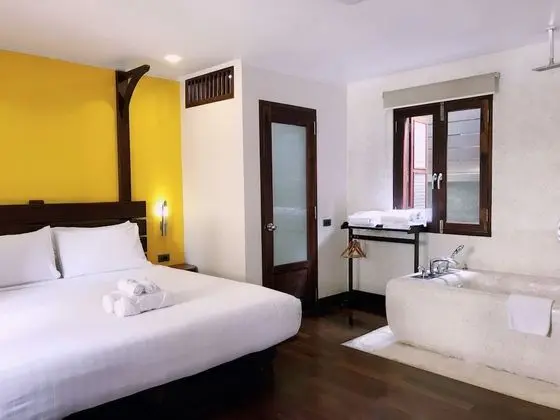 Deluxe Tek Büyük Yataklı Oda