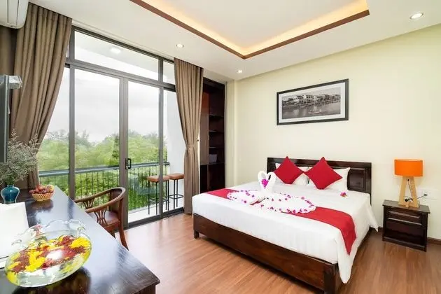 Deluxe Tek Büyük Yataklı Oda, 1 Büyük (Queen) Boy Yatak, Balkon, Bahçe Manzaralı