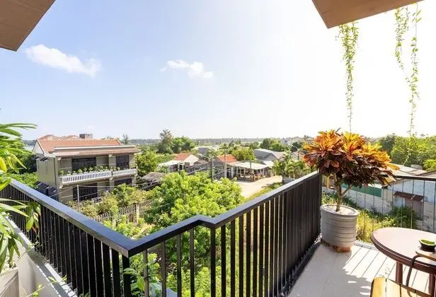 Deluxe Tek Büyük Yataklı Oda, 1 Büyük (Queen) Boy Yatak, Balkon, Bahçe Manzaralı