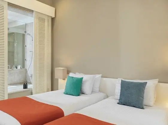 Ancient Sands Suite