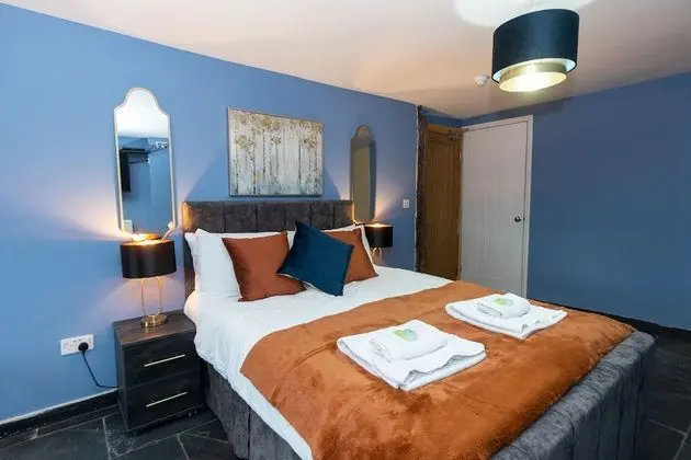 Deluxe Tek Büyük Yataklı Oda, Banyolu/Duşlu