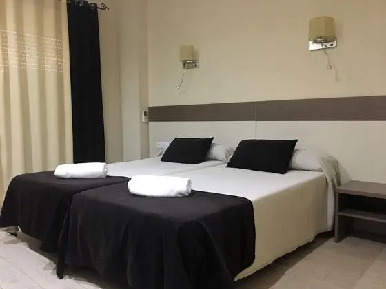 Tek Büyük Yataklı Oda, Balkon