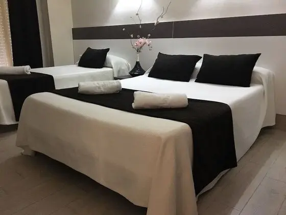 Tek Büyük Yataklı Oda, Balkon